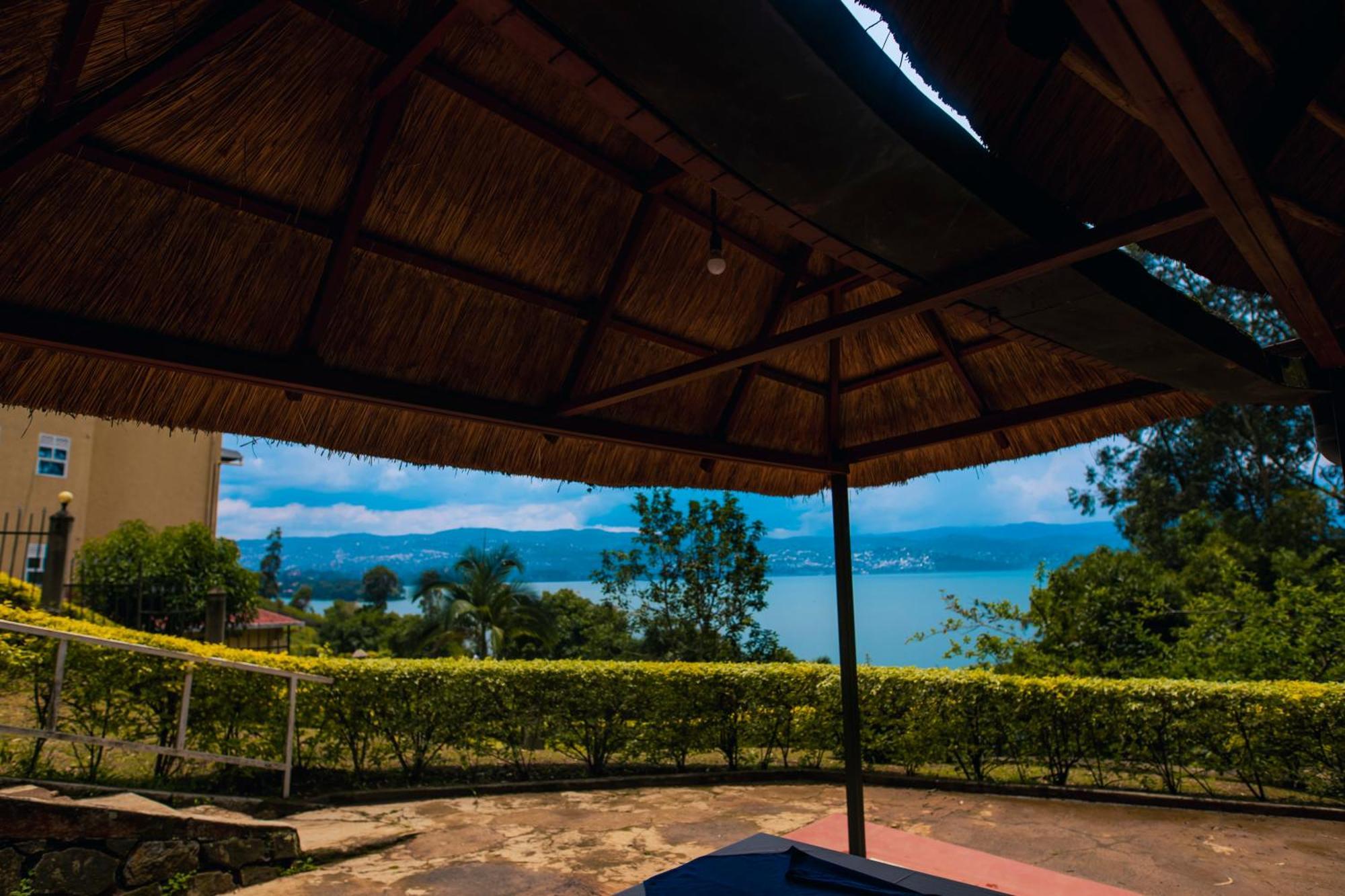 Peace Guest House Muhari Exteriér fotografie