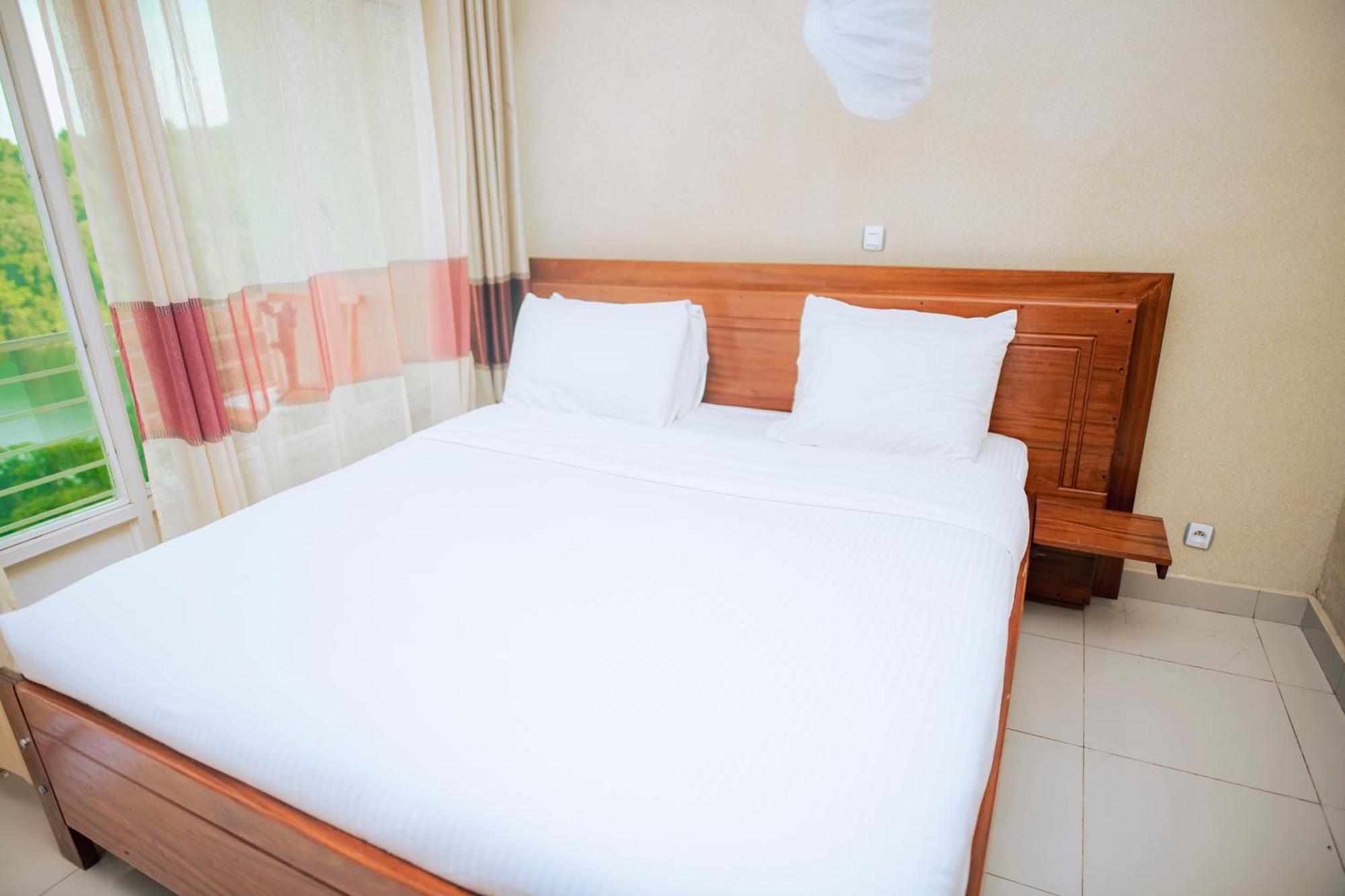 Peace Guest House Muhari Exteriér fotografie